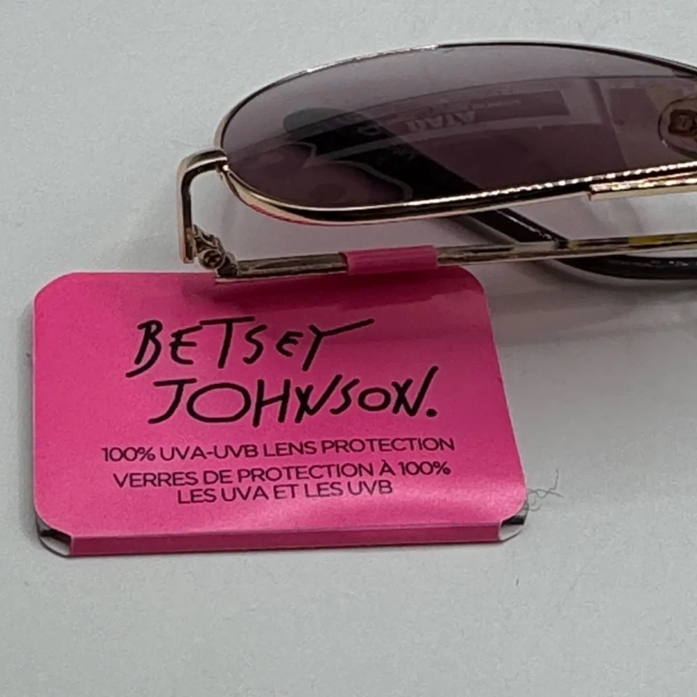 Betsey Johnson chic pink